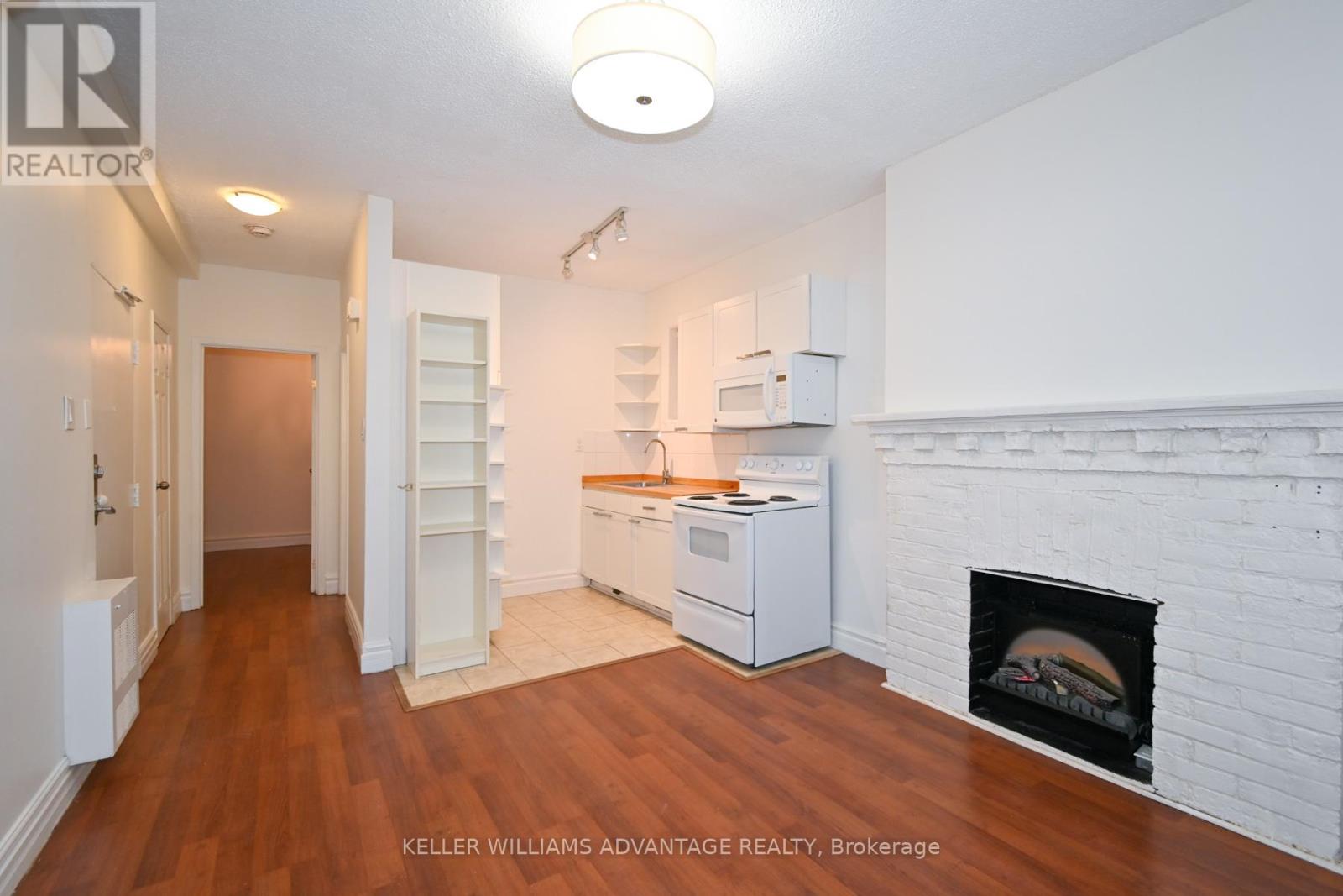 A - 242 Highfield Road, Toronto, Ontario  M4L 2V5 - Photo 3 - E12841490