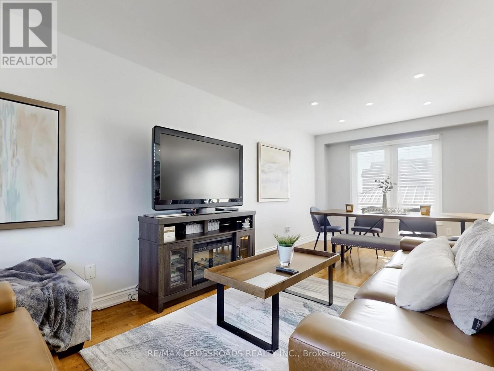 64 Sable Crescent, Whitby, Ontario  L1R 1Y6 - Photo 6 - E12833942