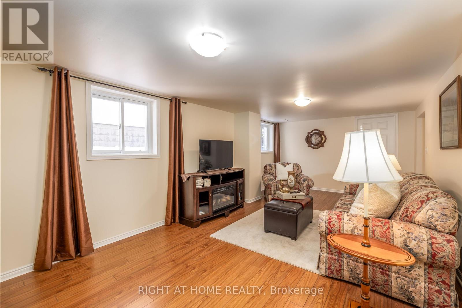 31 Thorncliffe Drive, Belleville, Ontario  K8P 4L3 - Photo 12 - X12820266