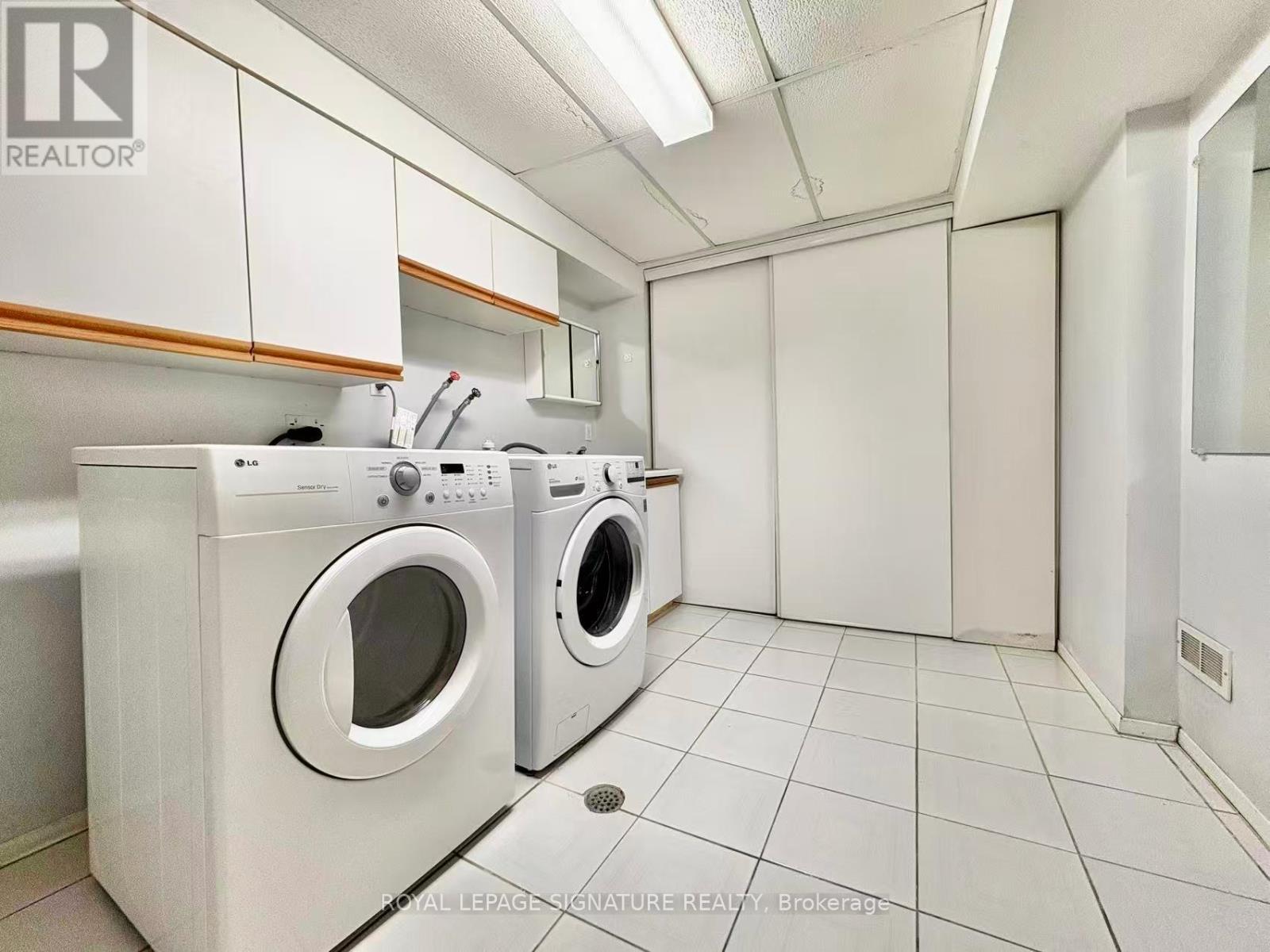 7 Farnham Drive, Brampton, Ontario  L6X 4H7 - Photo 19 - W12842006