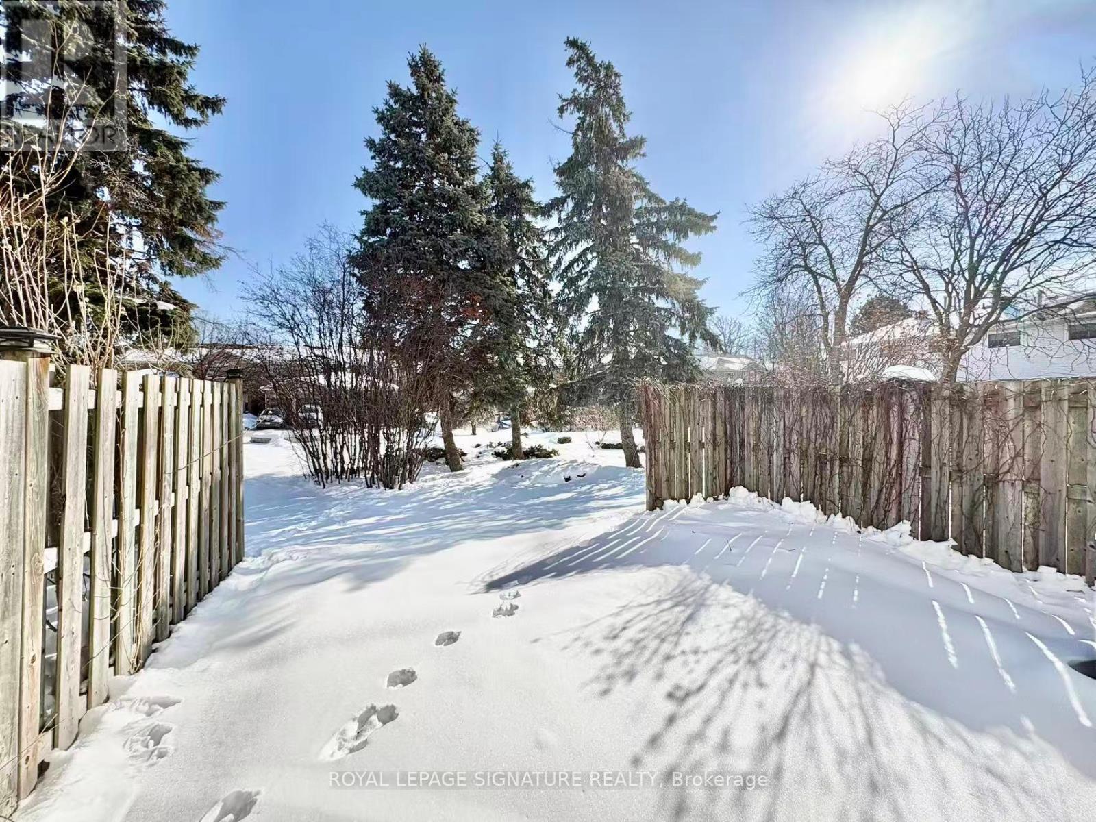 7 Farnham Drive, Brampton, Ontario  L6X 4H7 - Photo 20 - W12842006