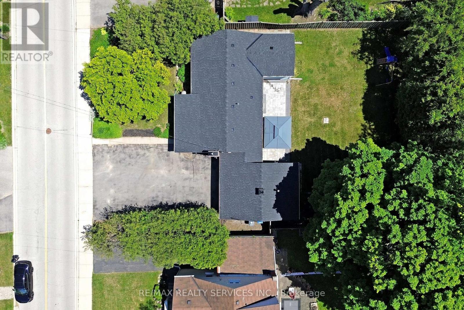 1924 Balsam Avenue, Mississauga, Ontario  L5J 1L2 - Photo 32 - W12842032