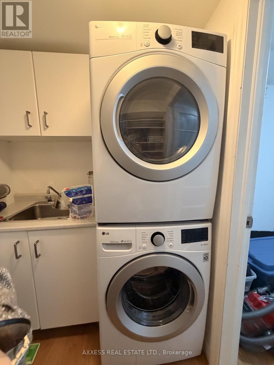 3 - 98 Brock Street, Oakville, Ontario  L6K 2Z1 - Photo 12 - W12842038