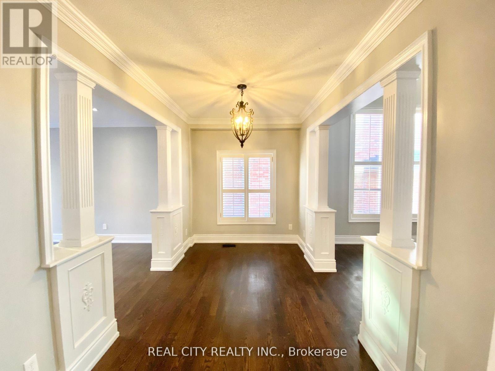 830 Old Derry Road, Mississauga, Ontario  L5W 1B9 - Photo 10 - W12842054