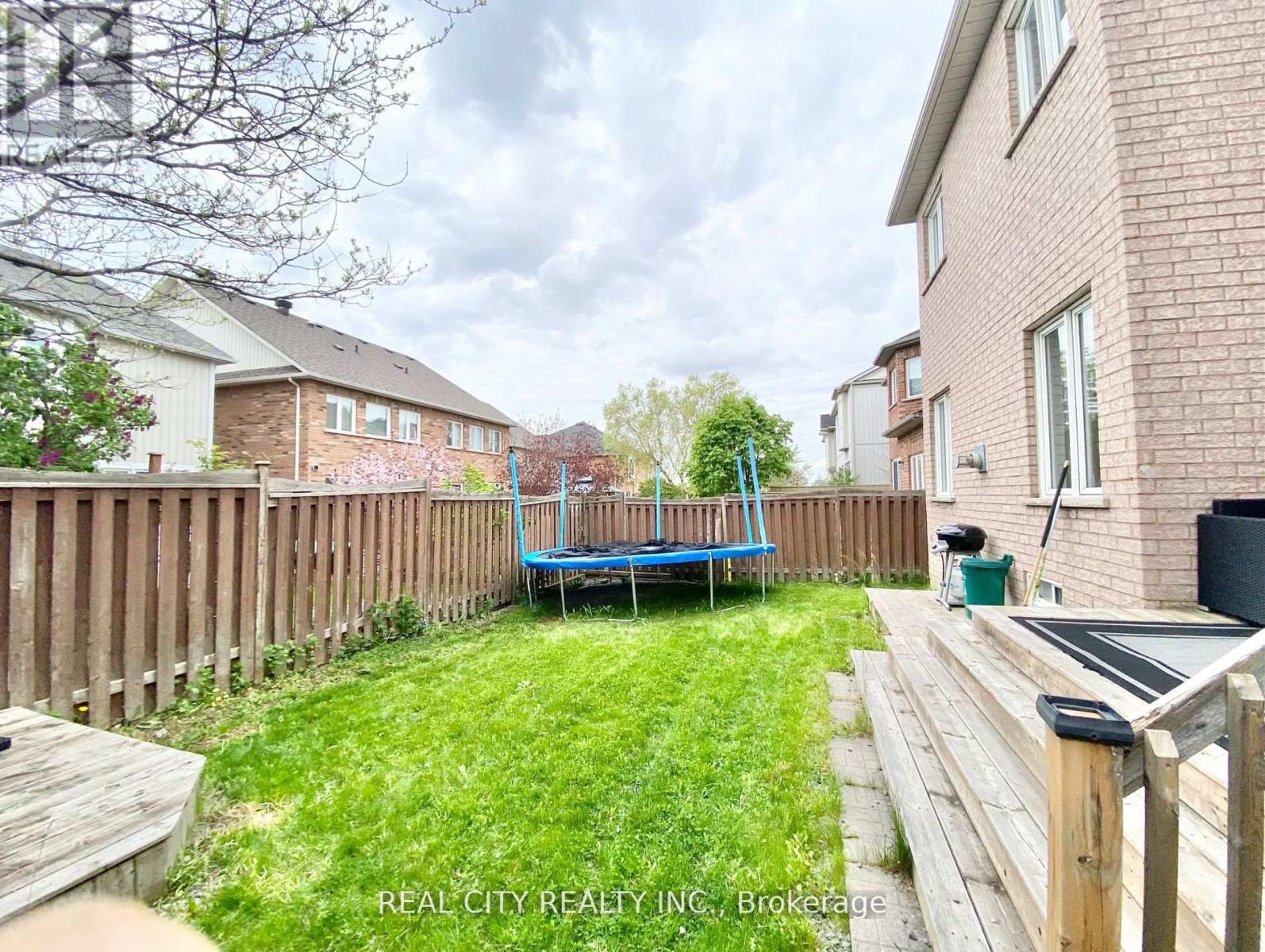 830 Old Derry Road, Mississauga, Ontario  L5W 1B9 - Photo 36 - W12842054