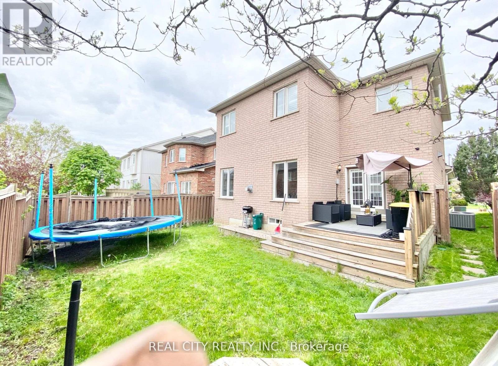 830 Old Derry Road, Mississauga, Ontario  L5W 1B9 - Photo 37 - W12842054
