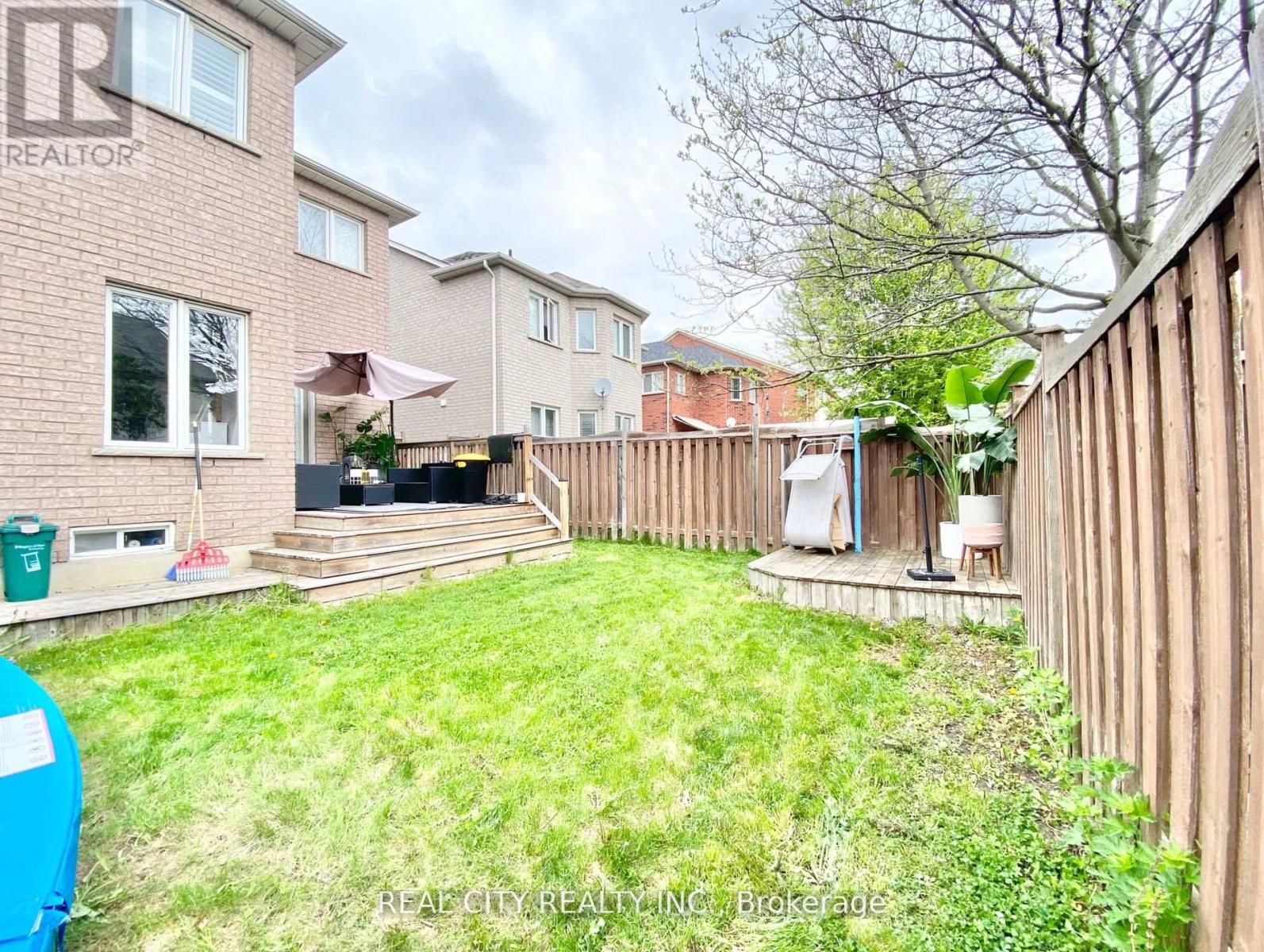 830 Old Derry Road, Mississauga, Ontario  L5W 1B9 - Photo 38 - W12842054