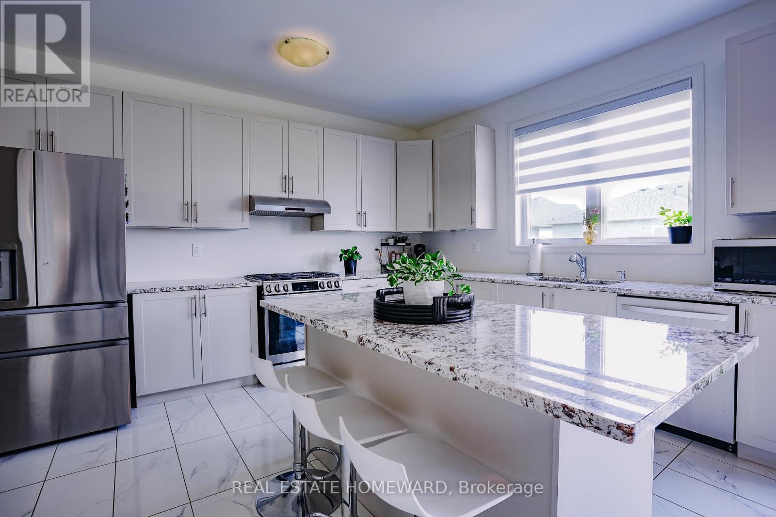 111 Rea Drive, Centre Wellington, Ontario  N1M 2W3 - Photo 15 - X12842046