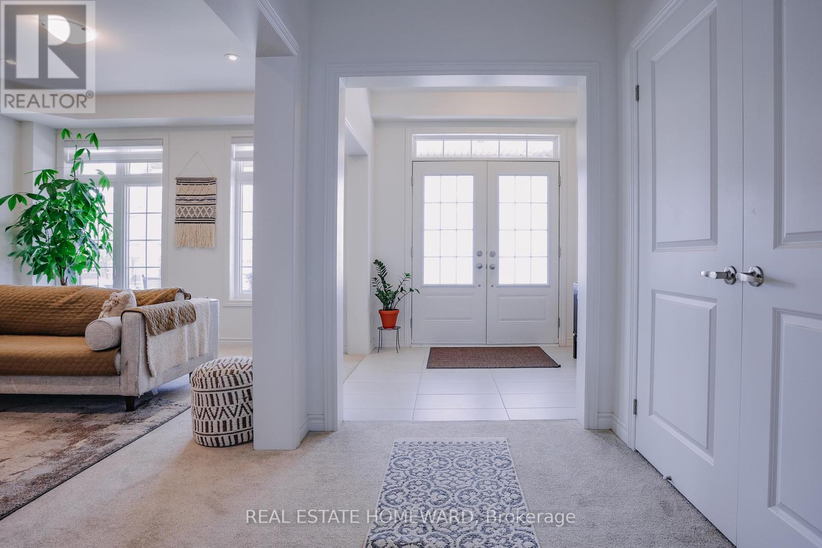 111 Rea Drive, Centre Wellington, Ontario  N1M 2W3 - Photo 2 - X12842046