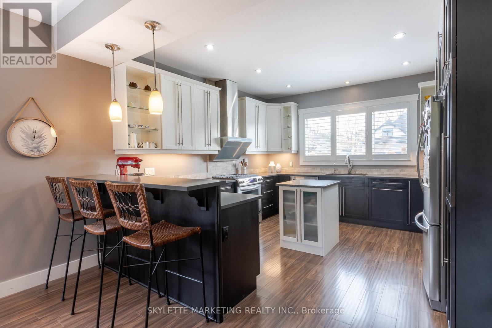 536 Juliana Drive, Strathroy-Caradoc, Ontario  N0L 1W0 - Photo 12 - X12842050