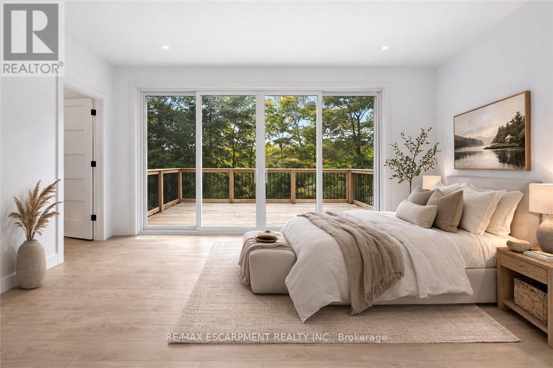 1295 Wenona Lake Road, Dysart Et Al, Ontario  K0M 1S0 - Photo 24 - X12842056