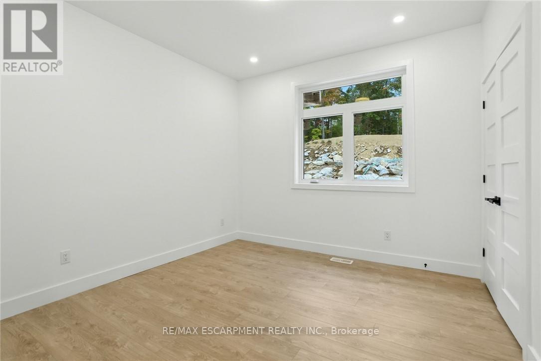 1295 Wenona Lake Road, Dysart Et Al, Ontario  K0M 1S0 - Photo 32 - X12842056