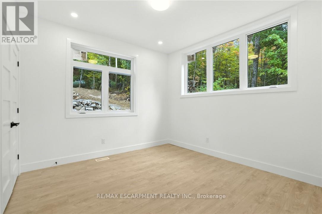 1295 Wenona Lake Road, Dysart Et Al, Ontario  K0M 1S0 - Photo 33 - X12842056