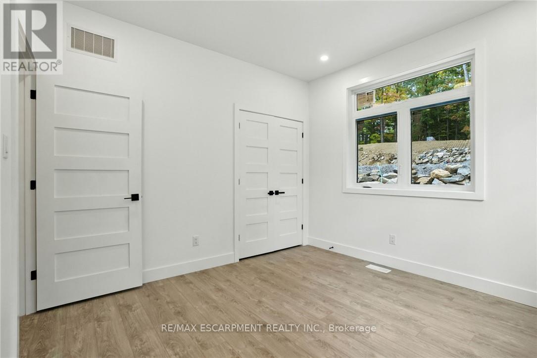 1295 Wenona Lake Road, Dysart Et Al, Ontario  K0M 1S0 - Photo 36 - X12842056