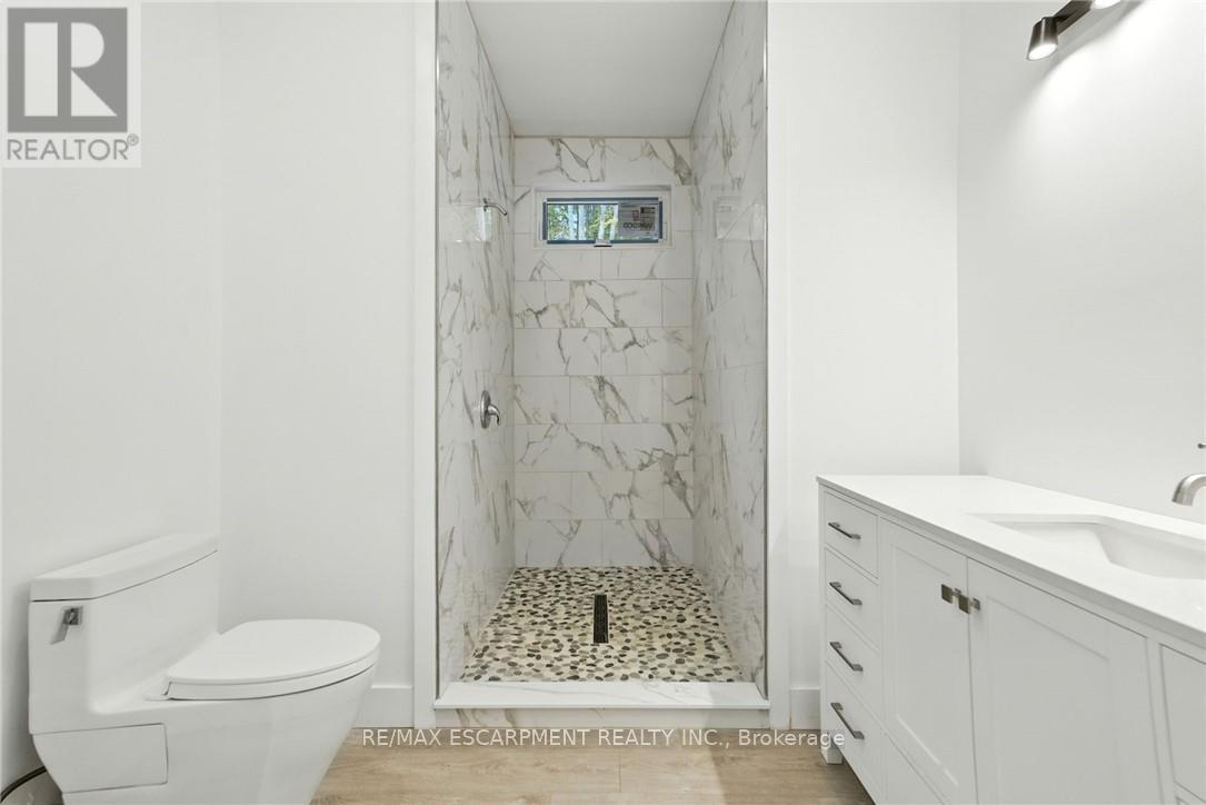 1295 Wenona Lake Road, Dysart Et Al, Ontario  K0M 1S0 - Photo 38 - X12842056