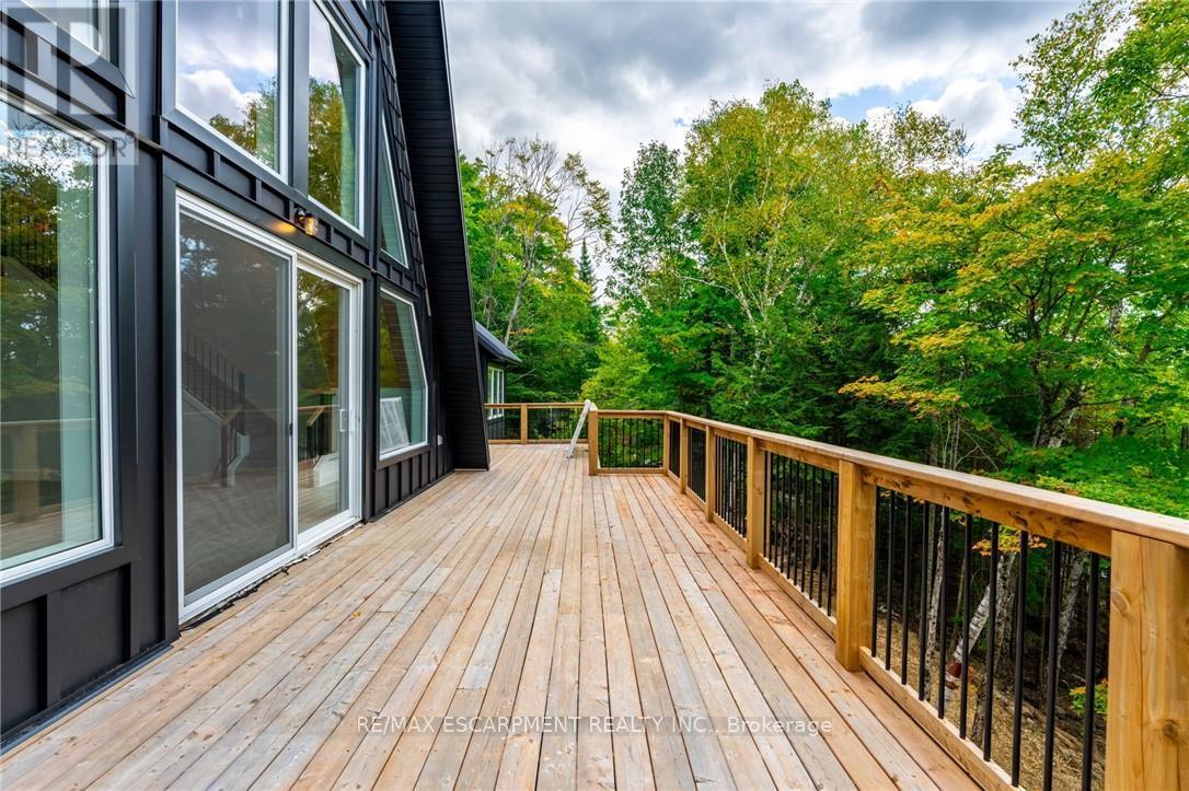 1295 Wenona Lake Road, Dysart Et Al, Ontario  K0M 1S0 - Photo 42 - X12842056