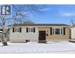 2112 CAVENDISH Drive, Burlington, Ontario