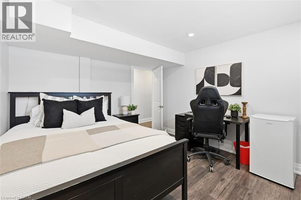 2112 Cavendish Drive, Burlington, Ontario  L7P 1Z3 - Photo 40 - 40808402