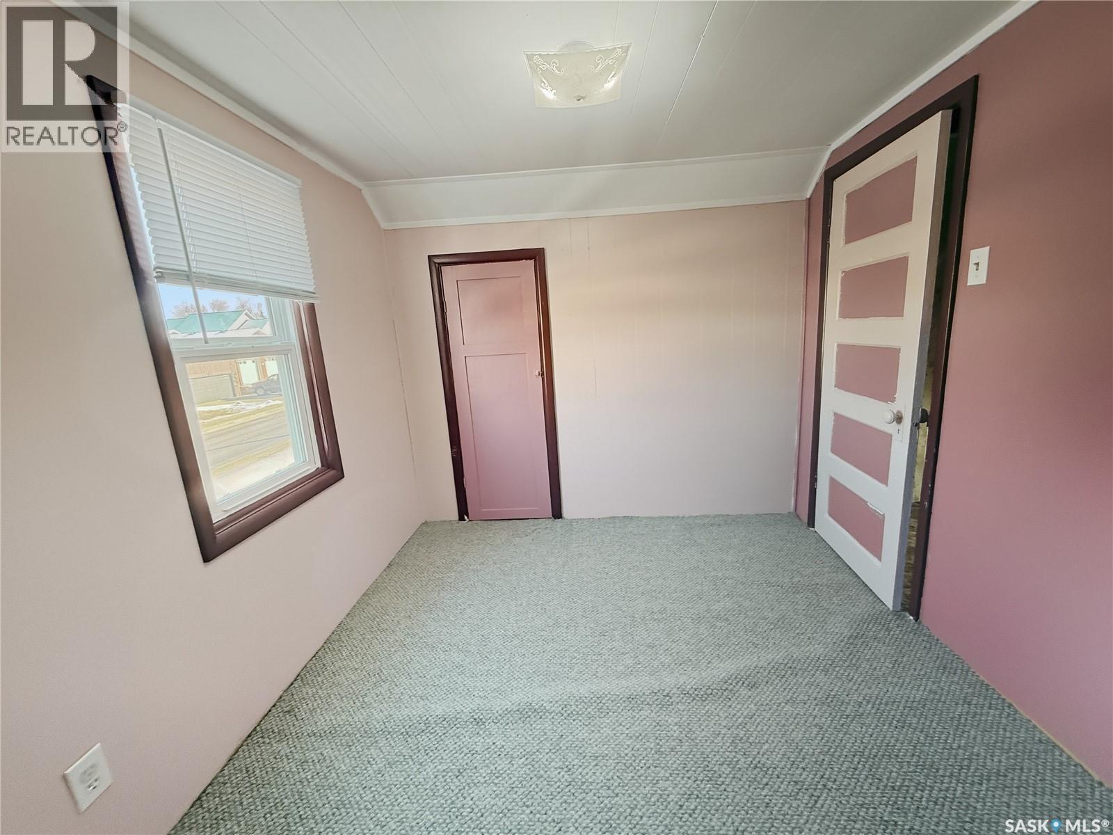 96 10th Avenue Ne, Swift Current, Saskatchewan  S9H 2T2 - Photo 16 - SK029569