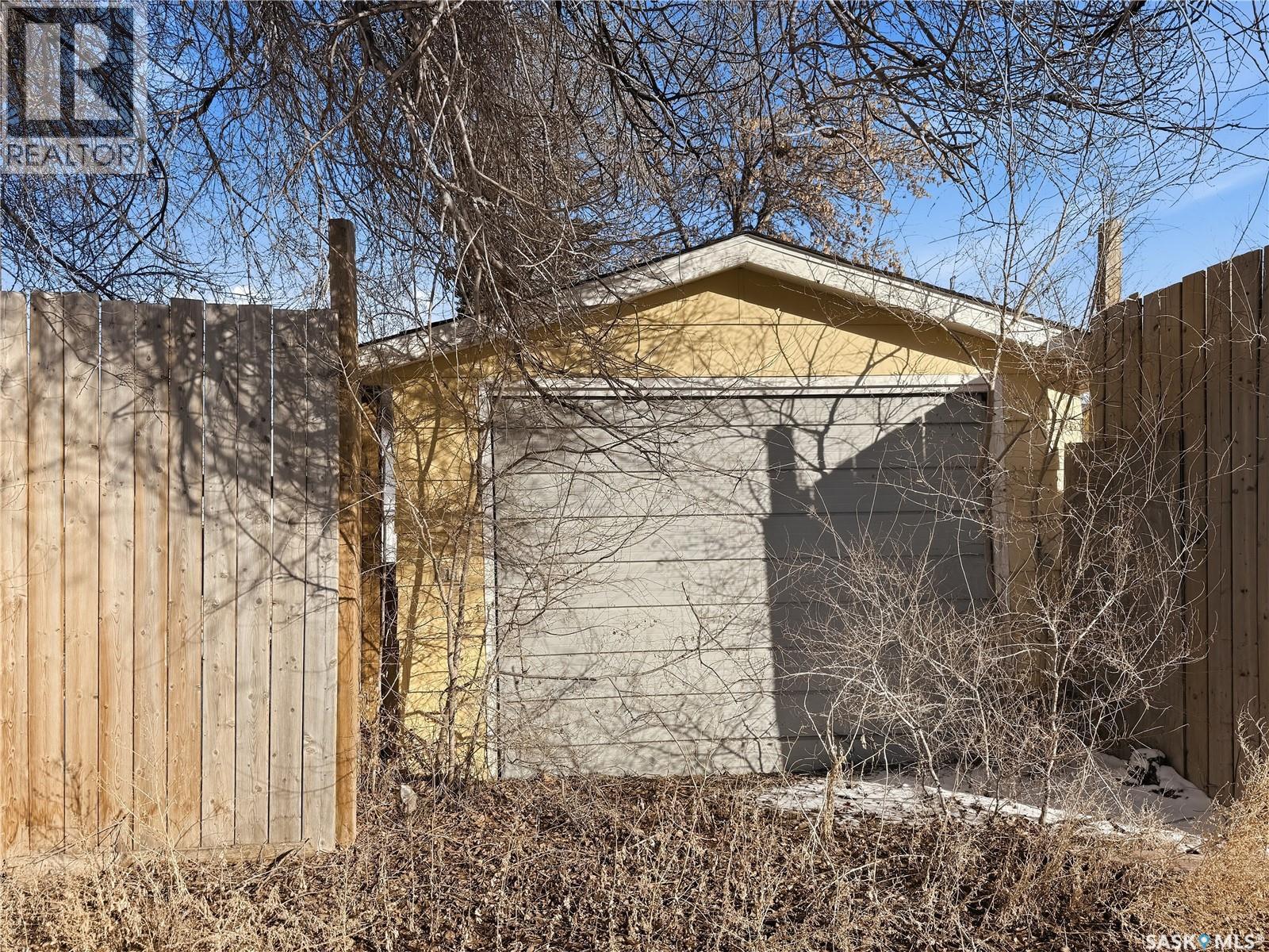 96 10th Avenue Ne, Swift Current, Saskatchewan  S9H 2T2 - Photo 24 - SK029569