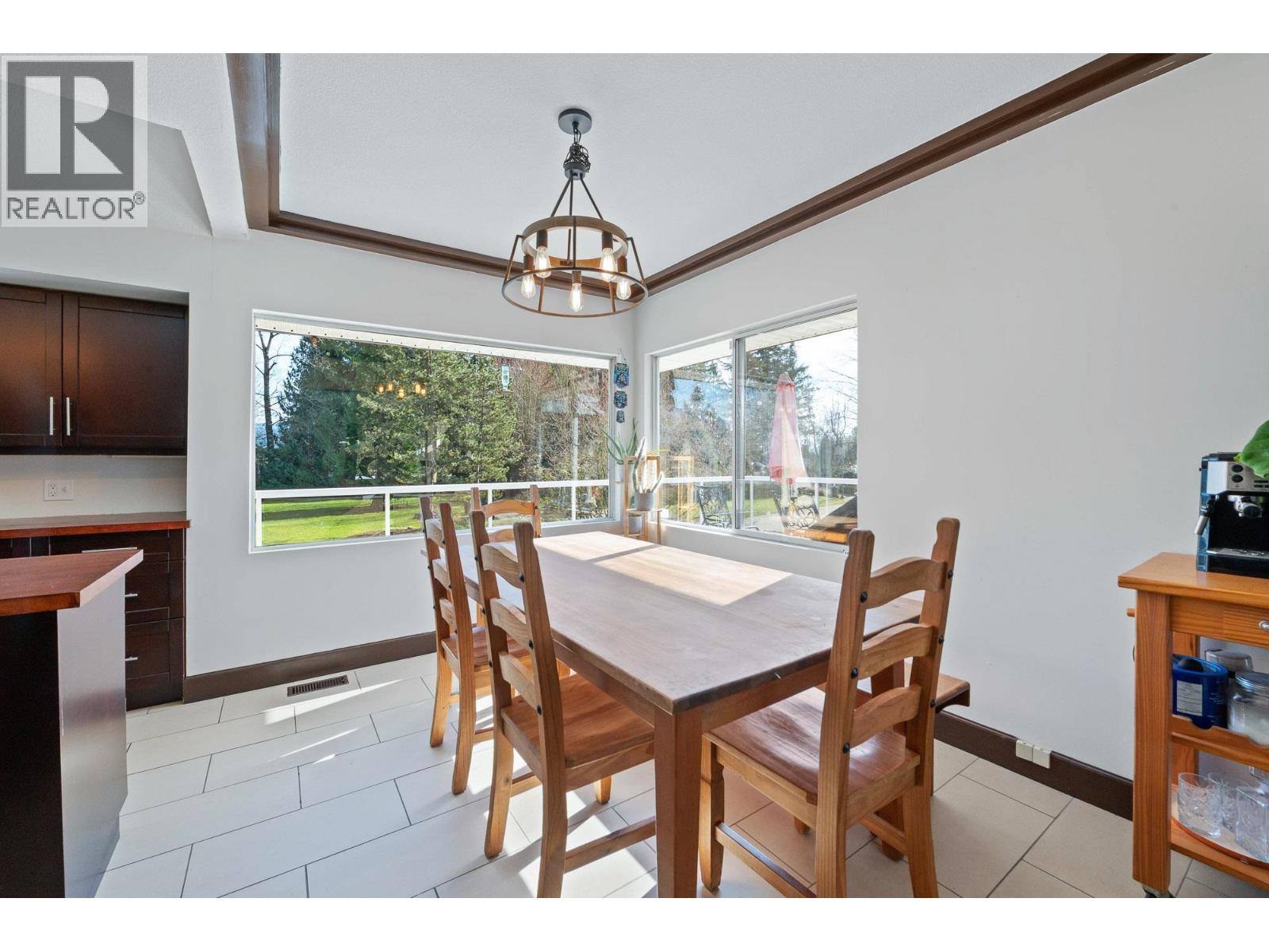 15227 Sheridan Drive, Pitt Meadows, British Columbia  V3Y 2T9 - Photo 9 - R3093862