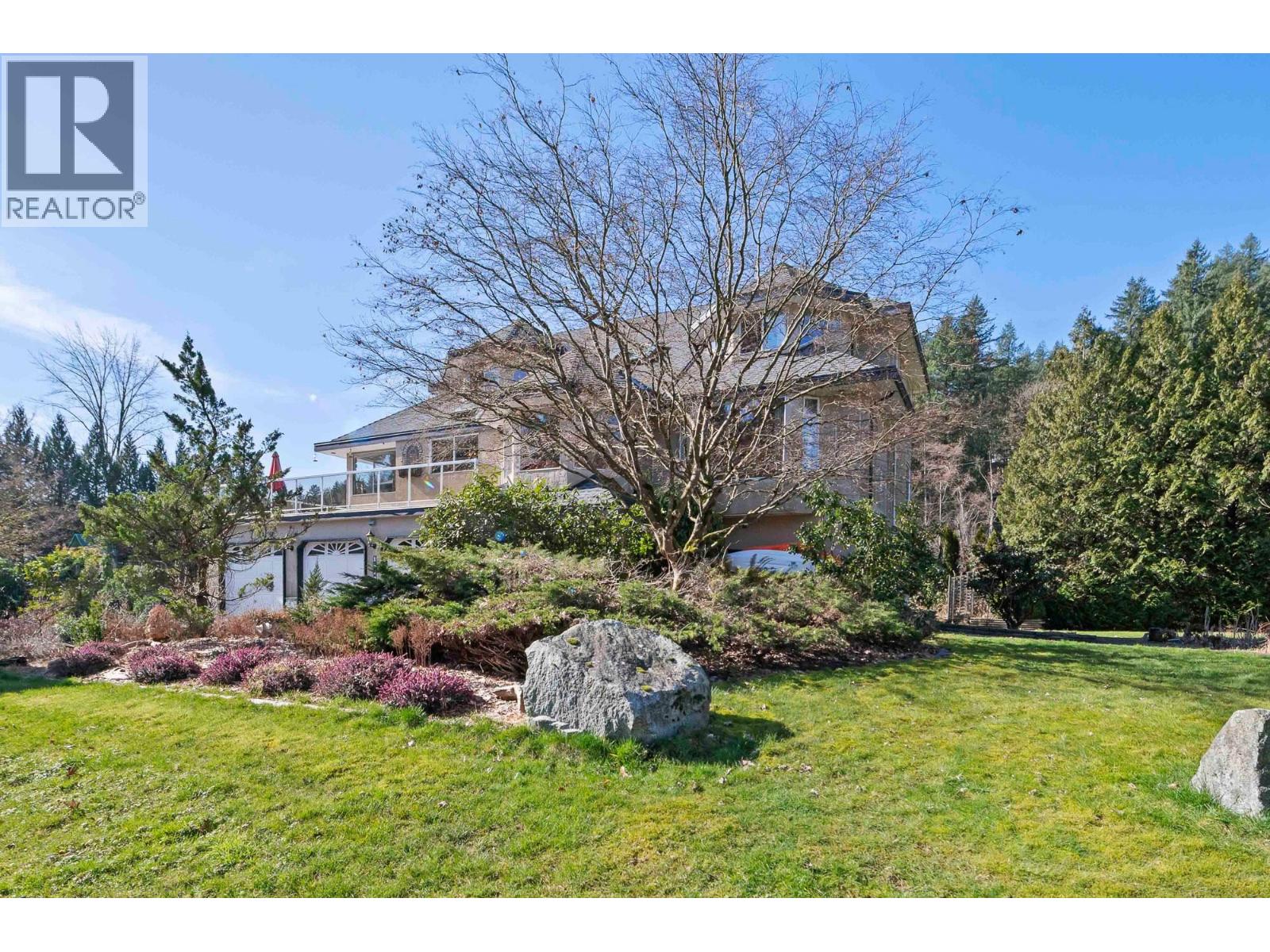 15227 Sheridan Drive, Pitt Meadows, British Columbia  V3Y 2T9 - Photo 2 - R3093862