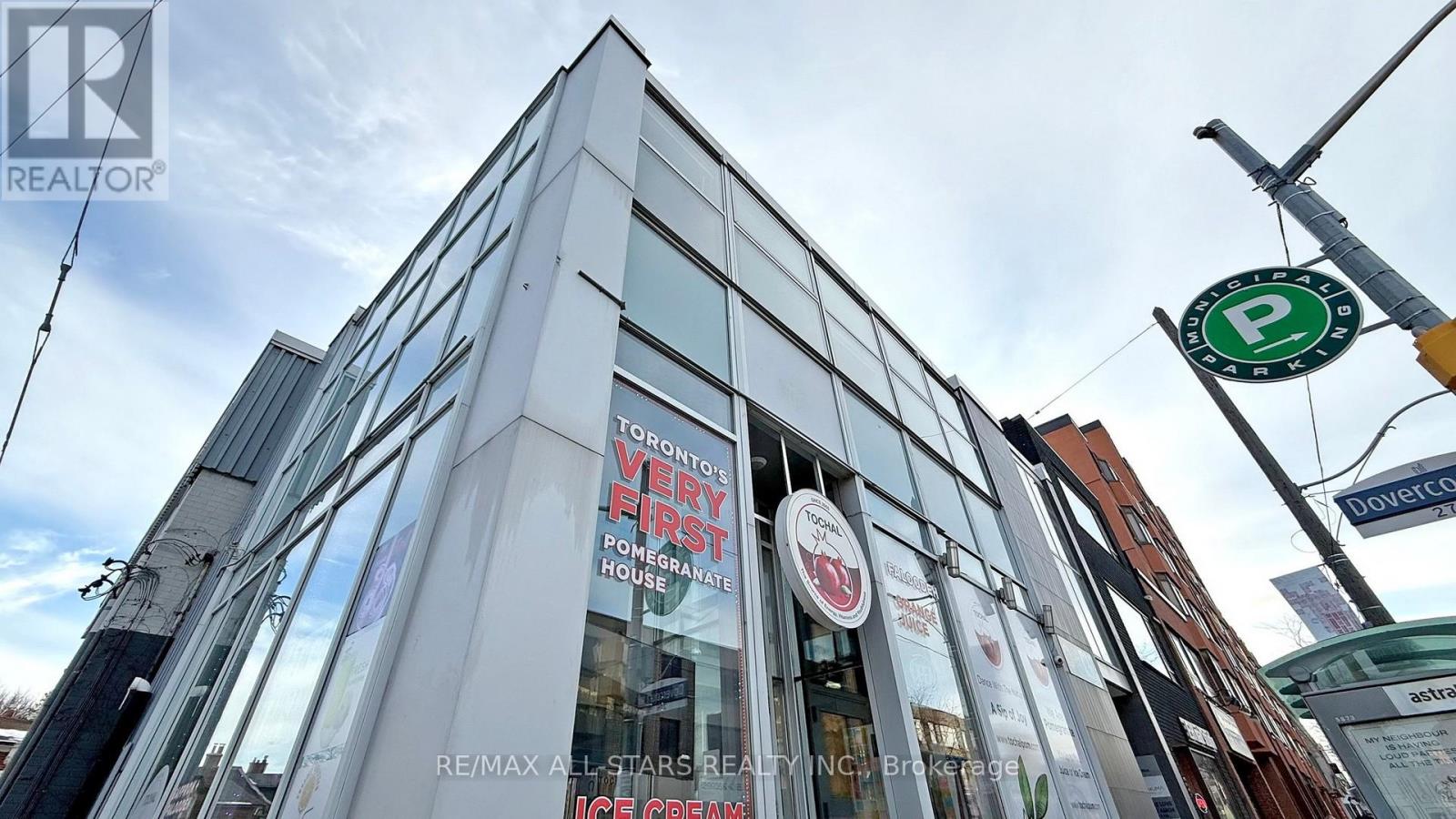 300 - 1269 Dundas Street W, Toronto, Ontario  M6J 1H1 - Photo 26 - C12815198