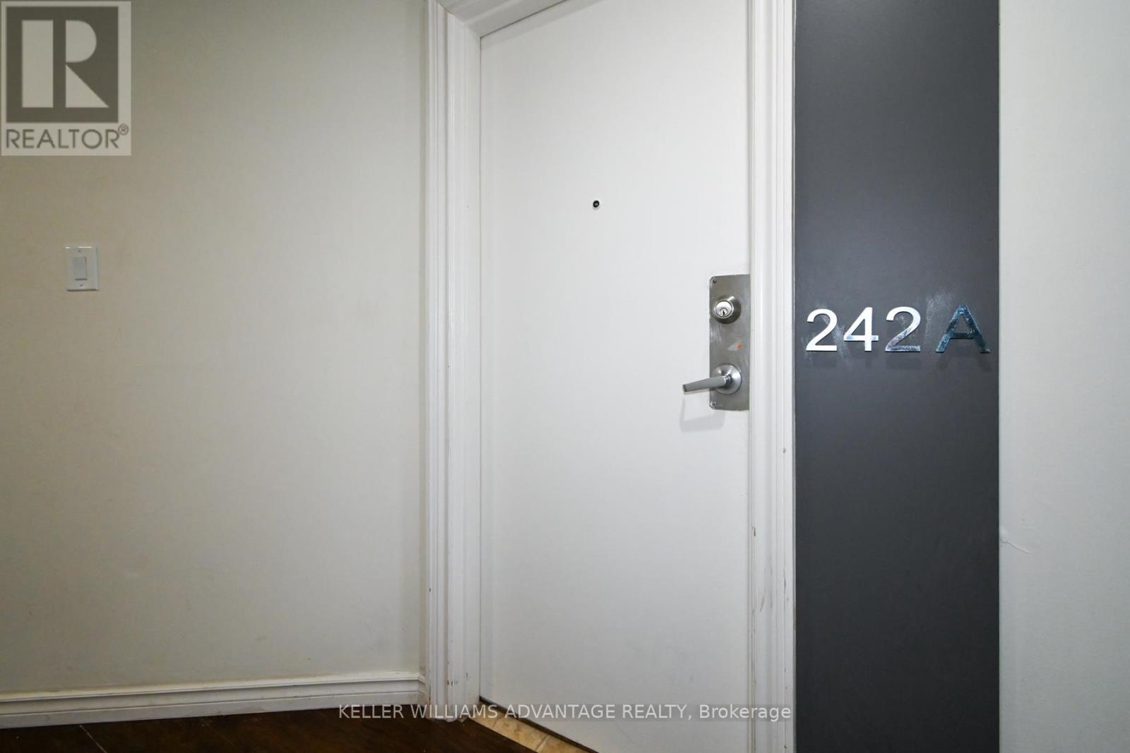 A - 242 Highfield Road, Toronto, Ontario  M4L 2V5 - Photo 13 - E12841490