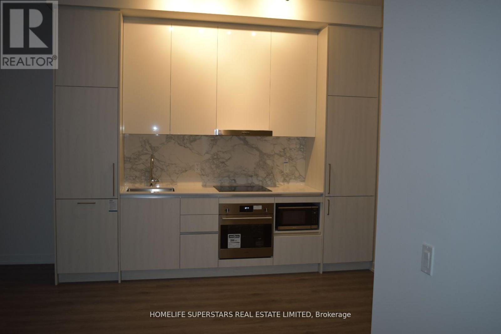 610 - 225 Commerce St Street, Vaughan, Ontario  L4K 0P9 - Photo 8 - N12819610