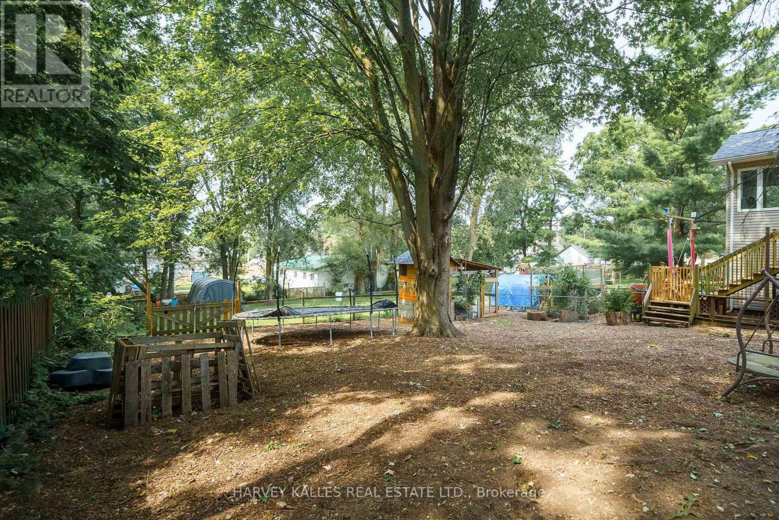 48 Ontario Street, Prince Edward County, Ontario  K0K 2T0 - Photo 33 - X12842092