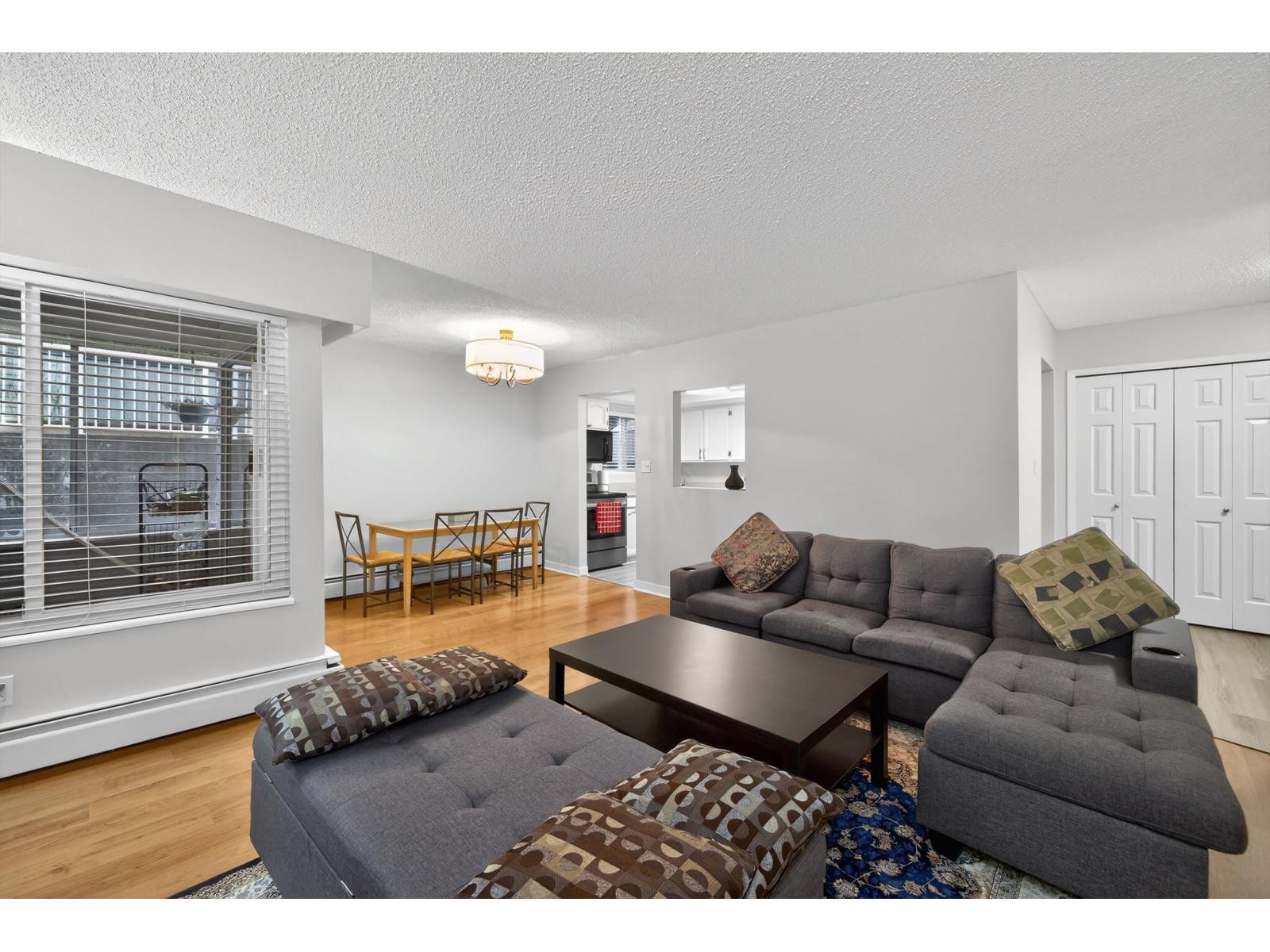 104 1390 Martin Street, White Rock, British Columbia V4B 3W5 - Photo 2 - R3084516