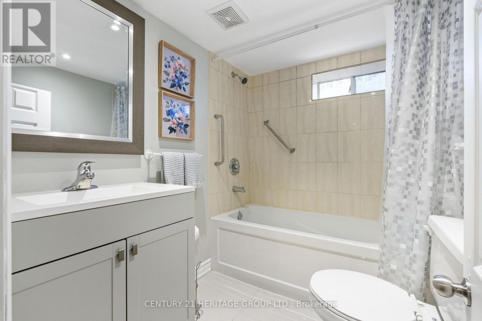 158 Patterson Street, Newmarket, Ontario  L3Y 4Y8 - Photo 37 - N12841280