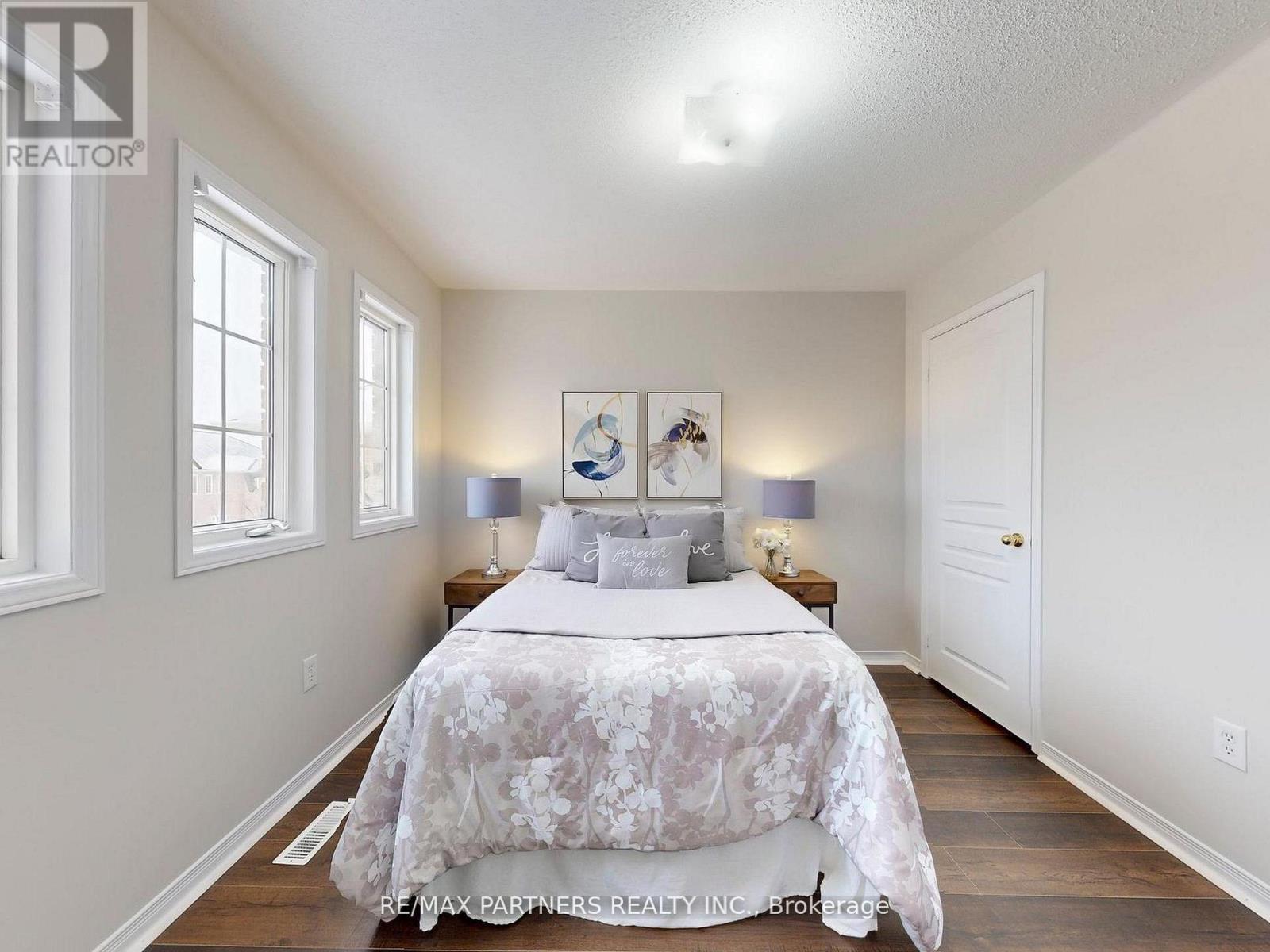 49 Charles Sturdy Road, Markham, Ontario  L6C 3E8 - Photo 37 - N12841784