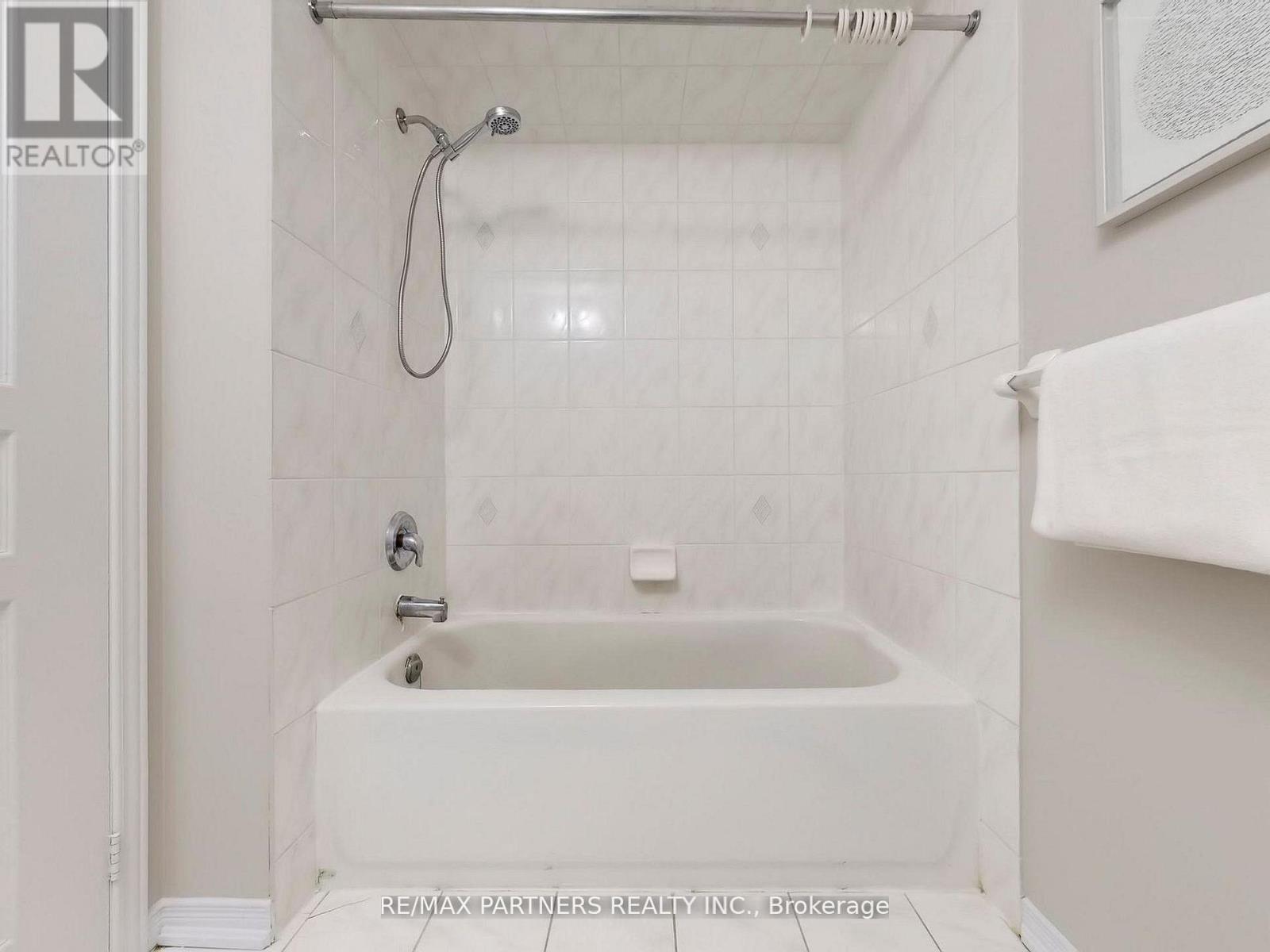 49 Charles Sturdy Road, Markham, Ontario  L6C 3E8 - Photo 42 - N12841784