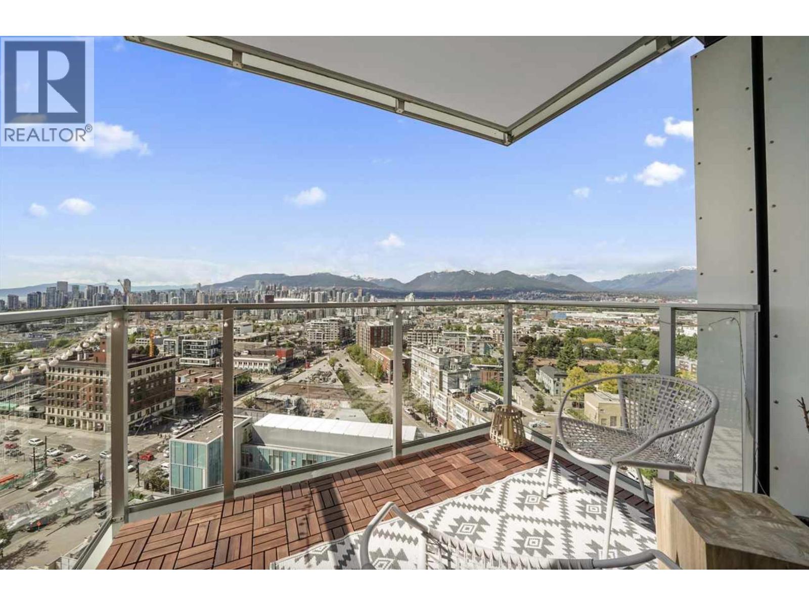 1911 285 E 10th Avenue, Vancouver, British Columbia  V5T 0H6 - Photo 1 - R3095772