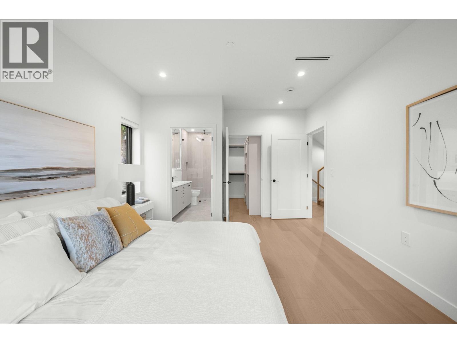 2 2247 Parker Street, Vancouver, British Columbia  V5L 2L8 - Photo 18 - R3095781