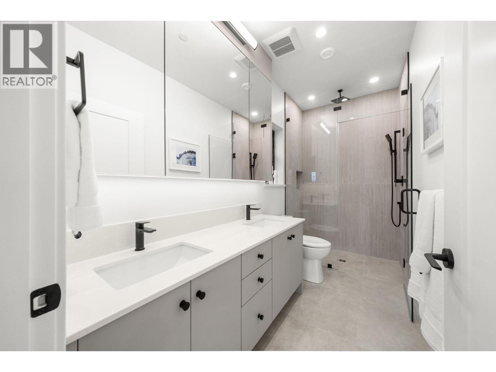 2 2247 Parker Street, Vancouver, British Columbia  V5L 2L8 - Photo 19 - R3095781