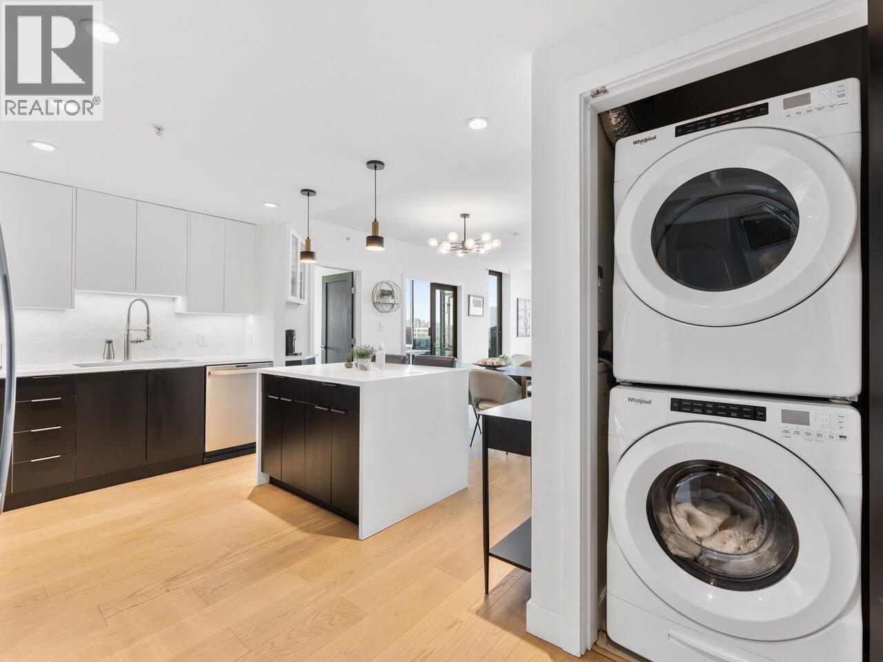 2301 280 Ross Drive, New Westminster, British Columbia  V3L 0C2 - Photo 20 - R3095795