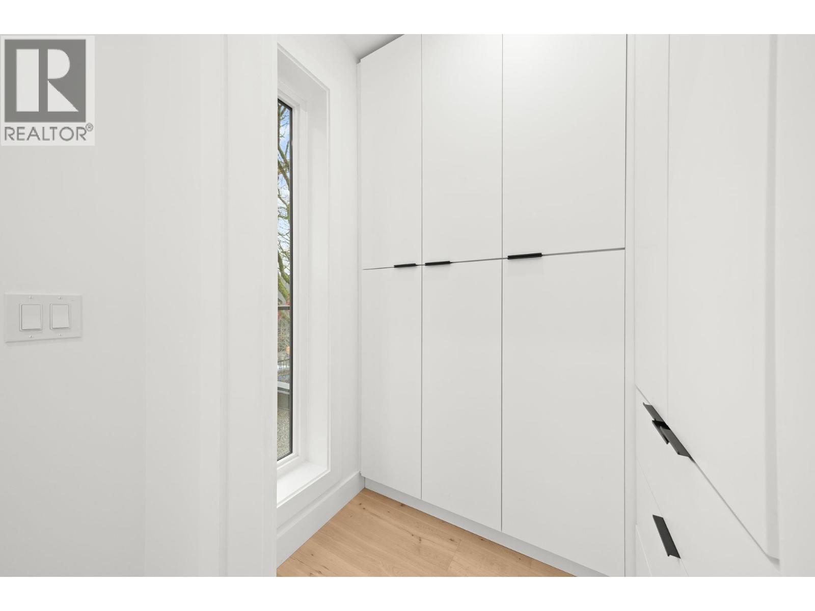 1 1967 E 13th Avenue, Vancouver, British Columbia  V5N 2C3 - Photo 23 - R3095822