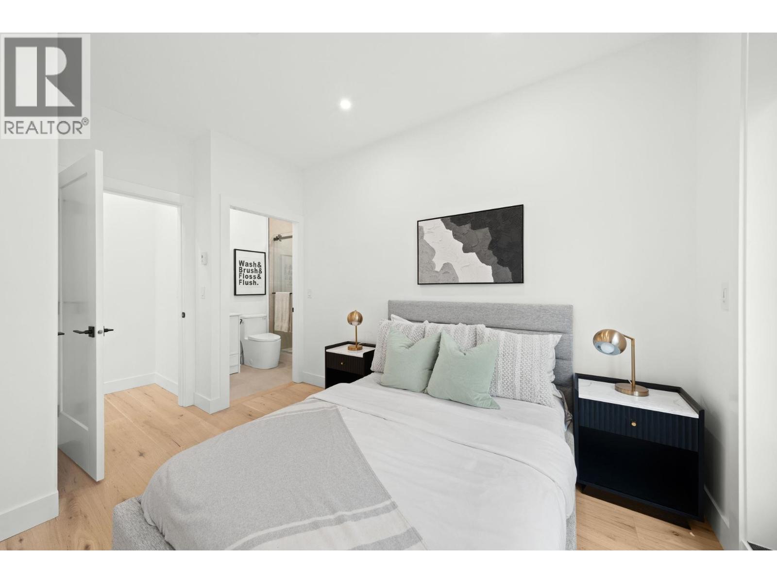 1 1967 E 13th Avenue, Vancouver, British Columbia  V5N 2C3 - Photo 30 - R3095822