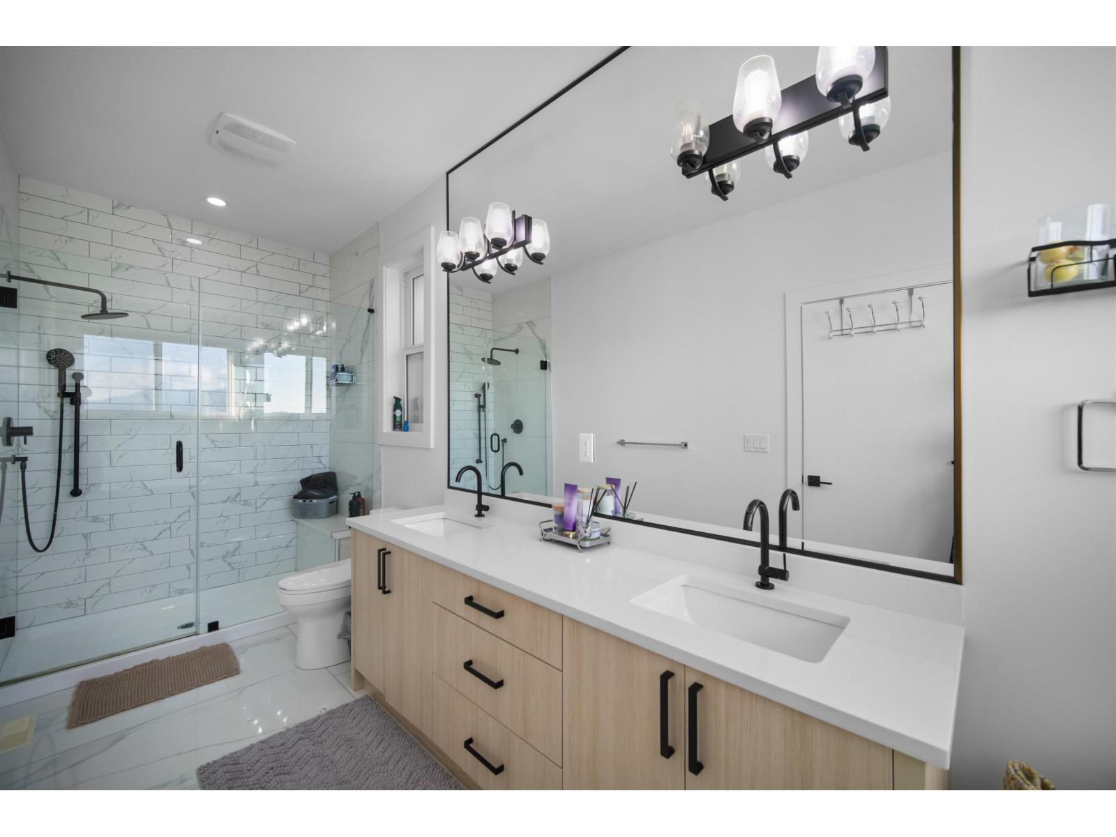 34869 Ackerman Court, Abbotsford, British Columbia  V2S 8J9 - Photo 10 - R3095234