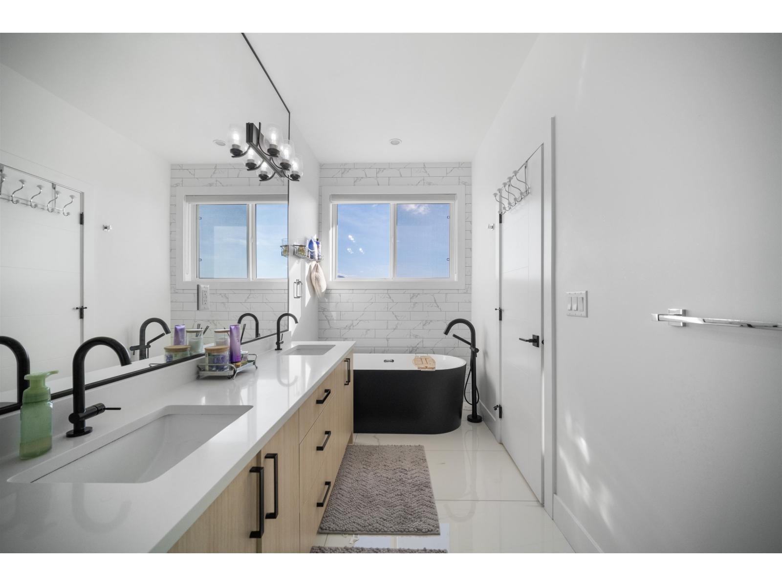 34869 Ackerman Court, Abbotsford, British Columbia  V2S 8J9 - Photo 9 - R3095234