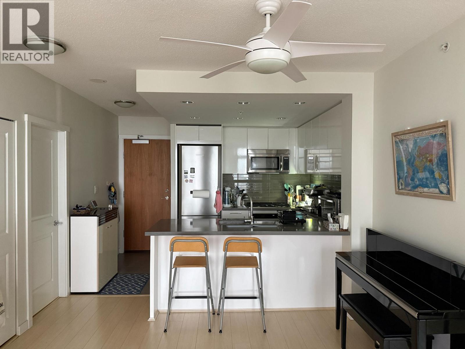 3108 4880 Bennett Street, Burnaby, British Columbia  V5H 0C1 - Photo 3 - R3095555