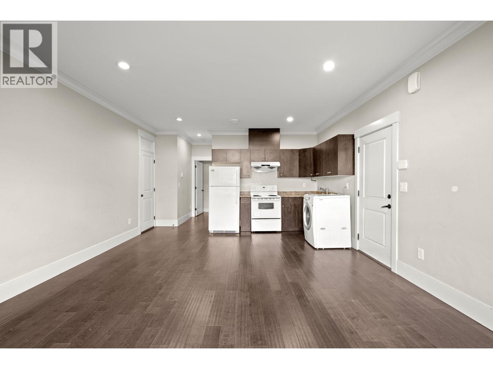 7028 Broadway, Burnaby, British Columbia  V5A 1R8 - Photo 29 - R3095829