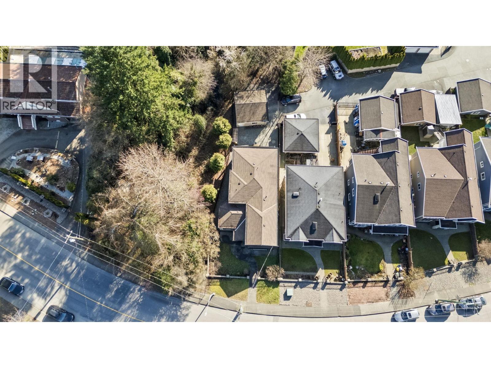 7028 Broadway, Burnaby, British Columbia  V5A 1R8 - Photo 34 - R3095829