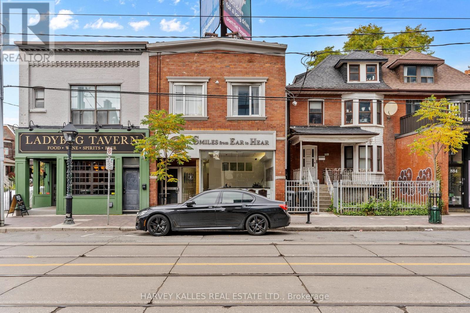 Upper - 888 College Street, Toronto, Ontario  M6H 1A3 - Photo 2 - C12842070