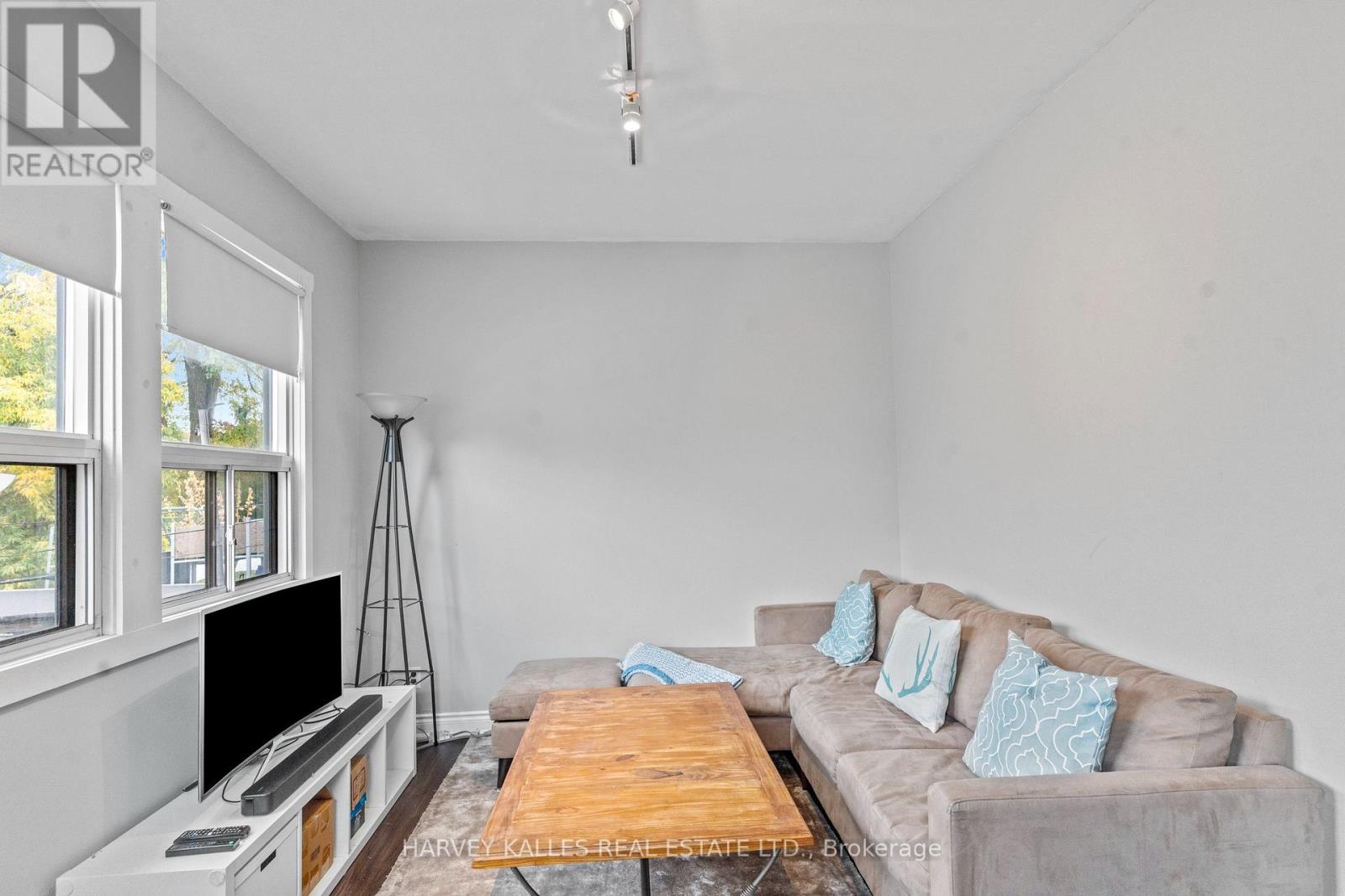 Upper - 888 College Street, Toronto, Ontario  M6H 1A3 - Photo 22 - C12842070