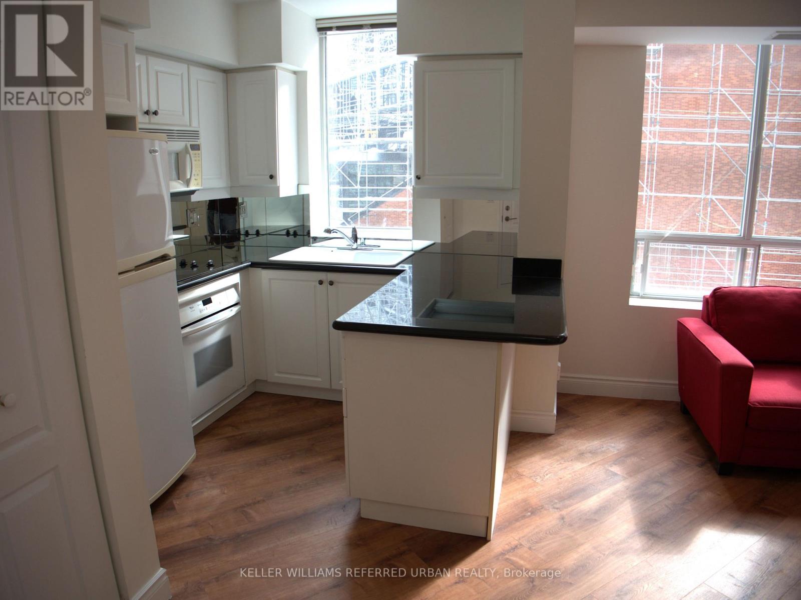 20 Collier Street, Toronto, Ontario  M4W 3Y4 - Photo 2 - C12842088