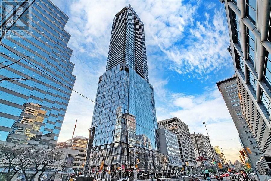 3101 - 488 UNIVERSITY AVENUE