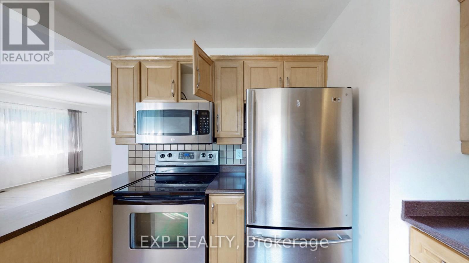 559 Drymen Crescent, Mississauga, Ontario  L5G 2N9 - Photo 12 - W12842068